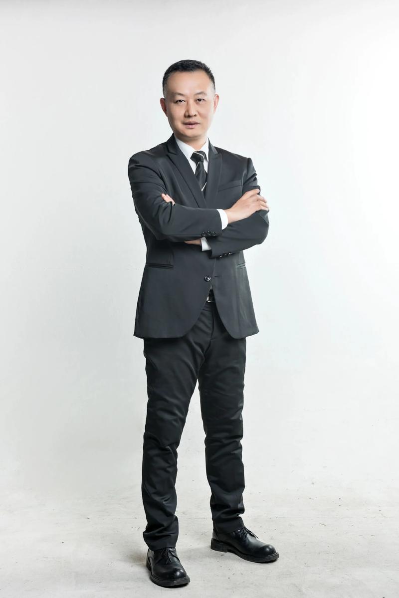 程晚舟 视觉与舞美负责人